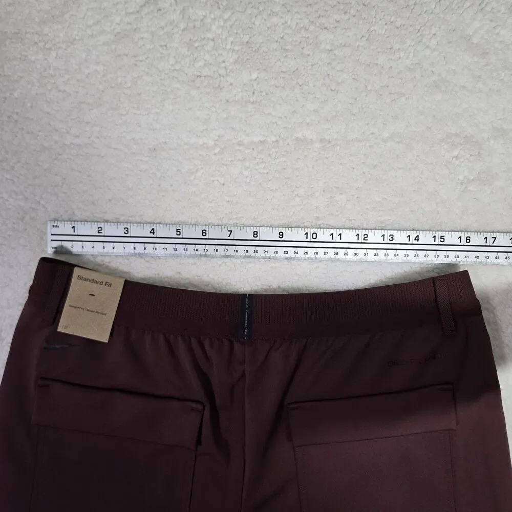 $100 Nike A.P.S Dri-FIT ADV Burgundy Versatile Shorts Mens Large FV8698-652 L